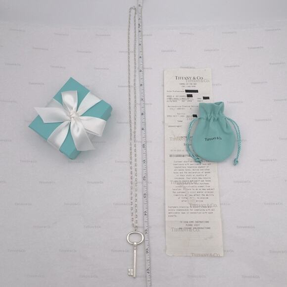 Tiffany & Co. Extra Large Oval Key Pendant Necklace Sterling Silver W/ Pouch - Picture 13 of 14
